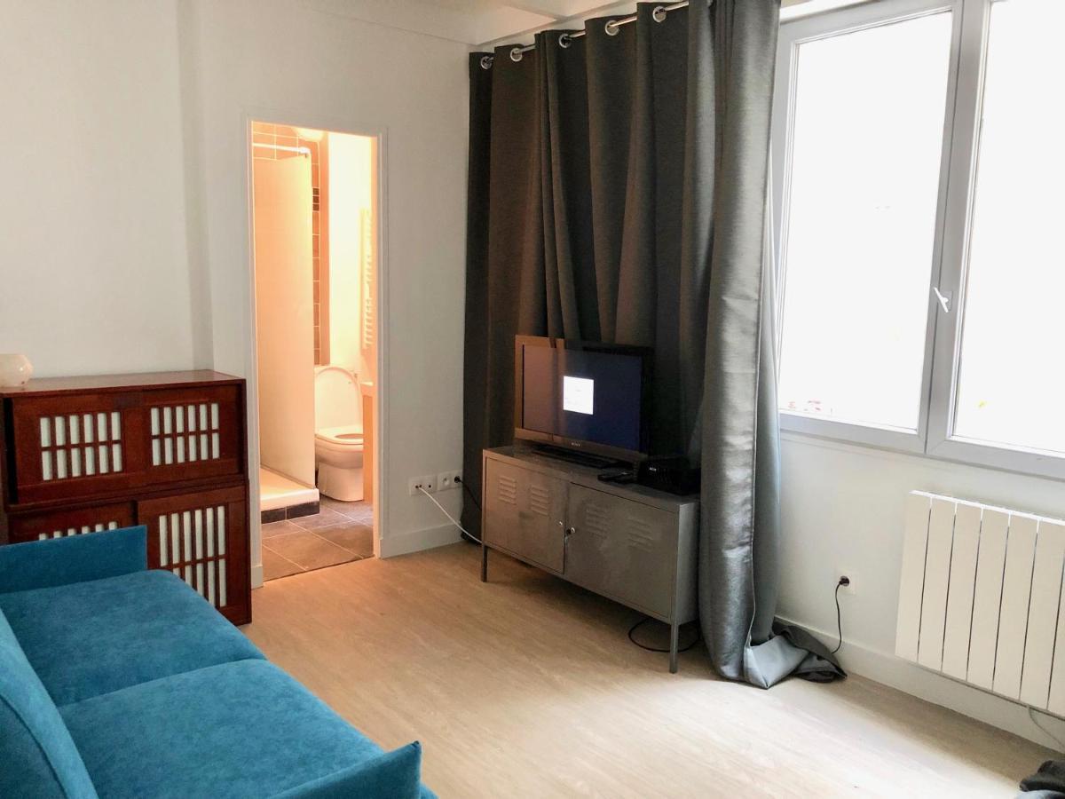 Faubourg Saint Martin Apartment Paris Bagian luar foto